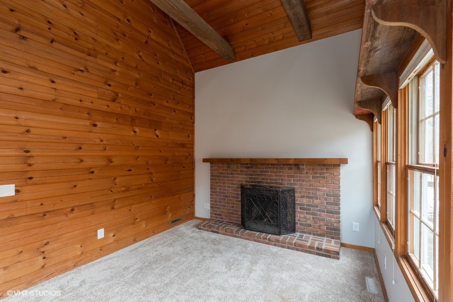 1803 Jersey Ridge Road Davenport, IA 52803 - Photo 9 of 19 Gallery Image 9