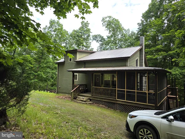 $325,000 | 565 Scarlet Tanager Trail, Franklin, WV 26807
