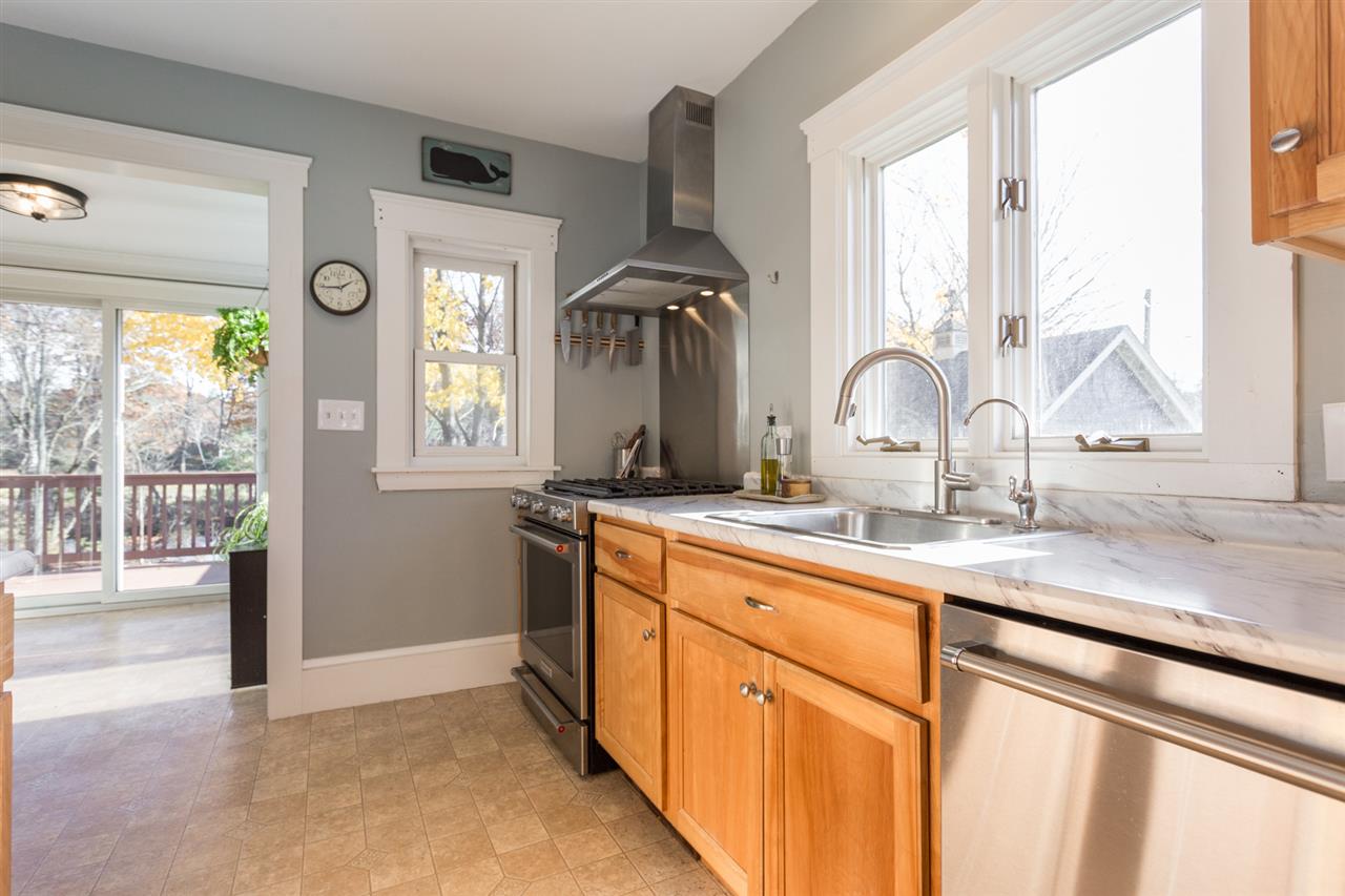 482 Middle Road Brentwood, NH 03833 - Photo 5 of 34