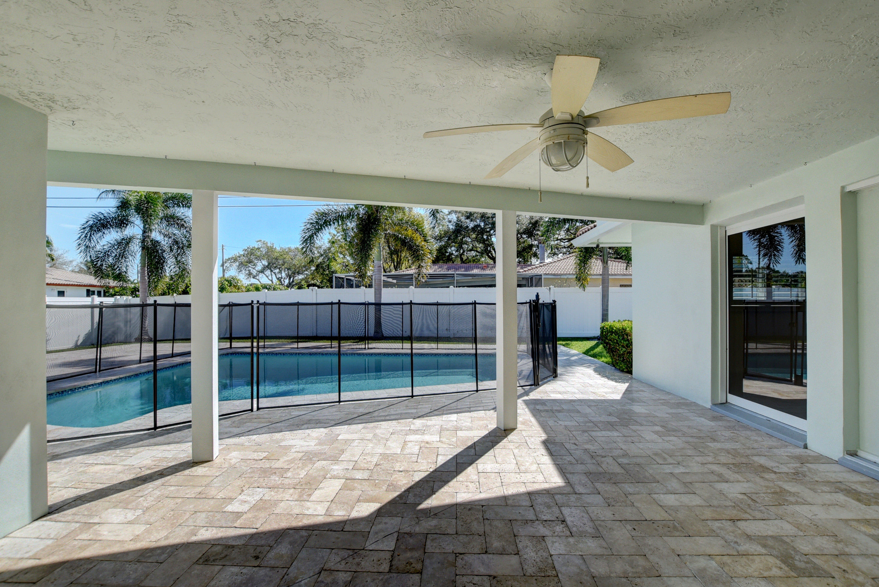 1100 Southwest 3rd Street Boca Raton, FL 33486 - Photo 31 of 41 Patio