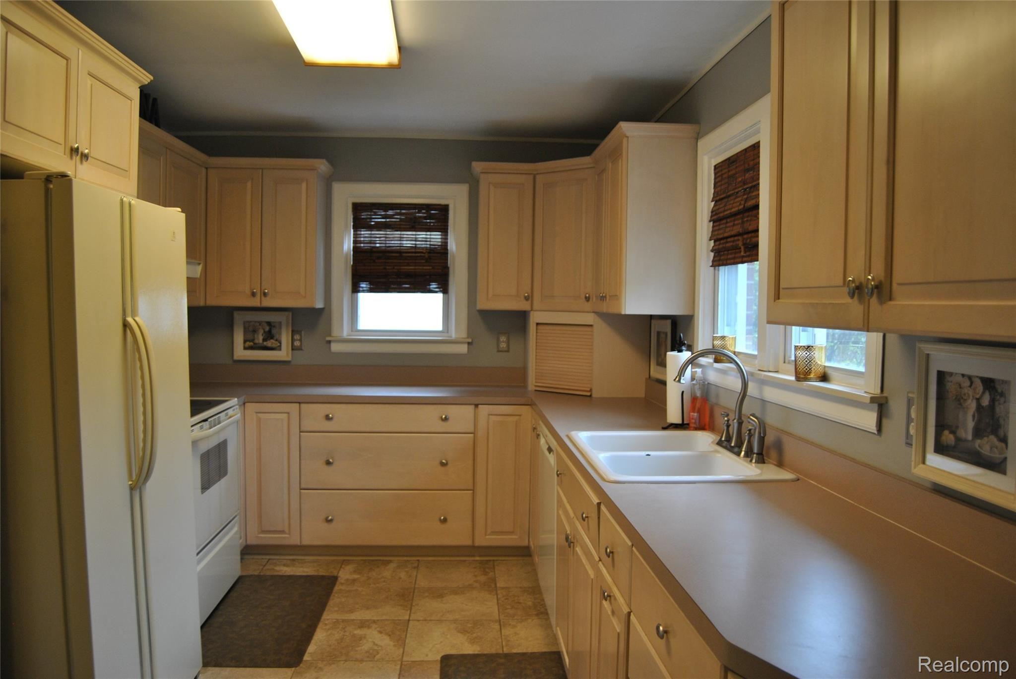 1315 Bowers Road Lapeer, MI 48446 - Photo 6 of 21 DSC_0321.JPG