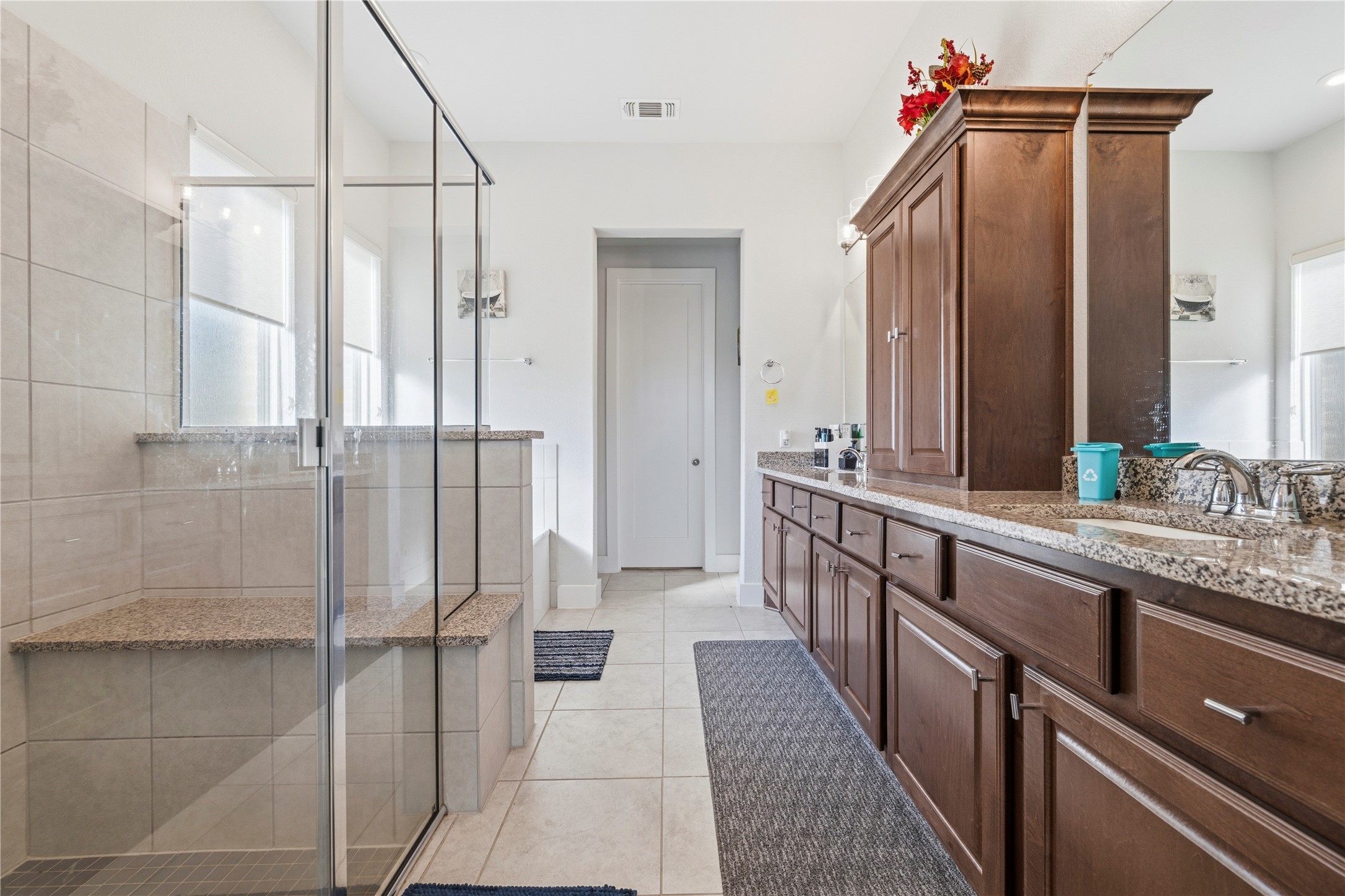 105 Autumn Oak Way Georgetown, TX 78628 - Photo 25 of 40 Bathroom