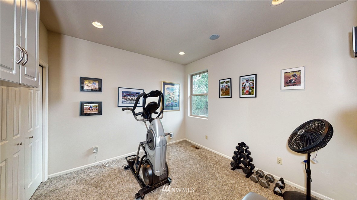 4830 Fobes Road Snohomish, WA 98290 - Photo 29 of 35 a view of a room with gym equipment