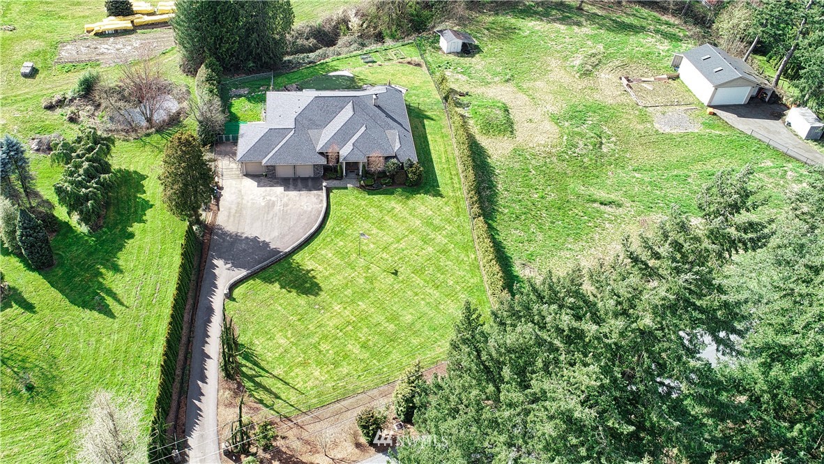 4830 Fobes Road Snohomish, WA 98290 - Photo 4 of 35 a view of yard