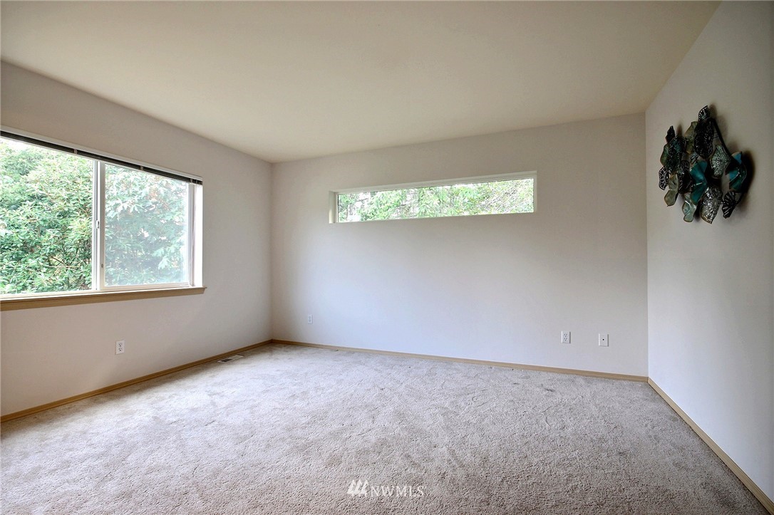 3818 Northeast 14th Place Renton, WA 98056 - Photo 11 of 23