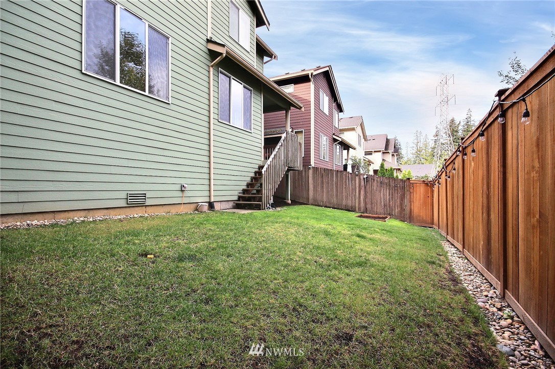 3818 Northeast 14th Place Renton, WA 98056 - Photo 22 of 23