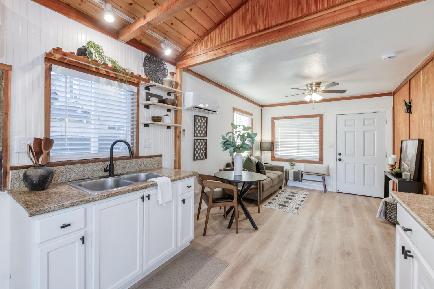 2414 Snyder Street Selma, CA 93662 - Photo 7 of 28 a very nice looking room with a large window