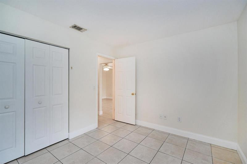 9662 Southwest 1st Place Boca Raton, FL 33428 - Photo 8 of 20 Photo 8