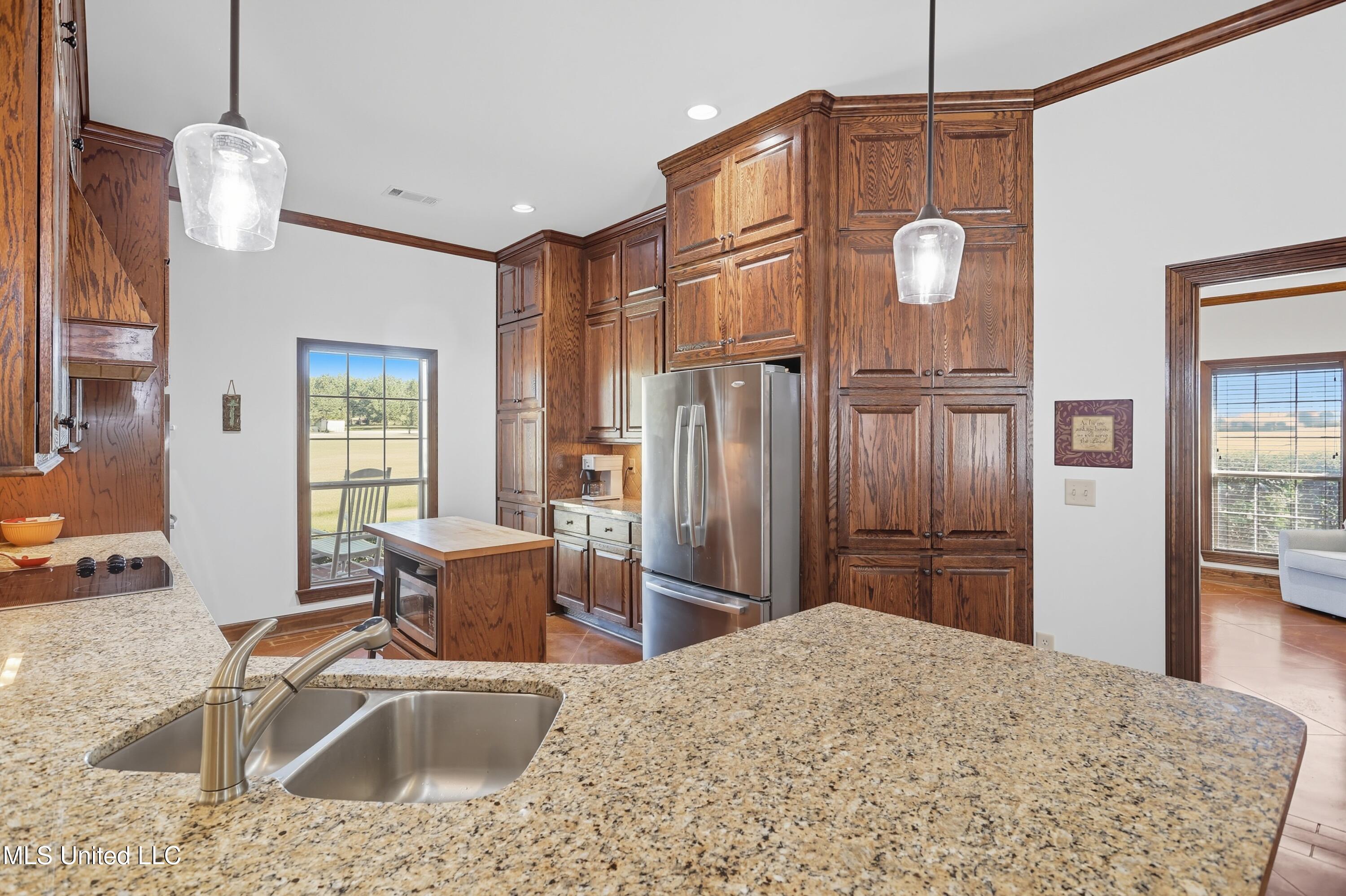 130 Deer Ridge Road Brandon, MS 39042 - Photo 14 of 61 12-130 Deer Ridge Rd _ Home Tours MS