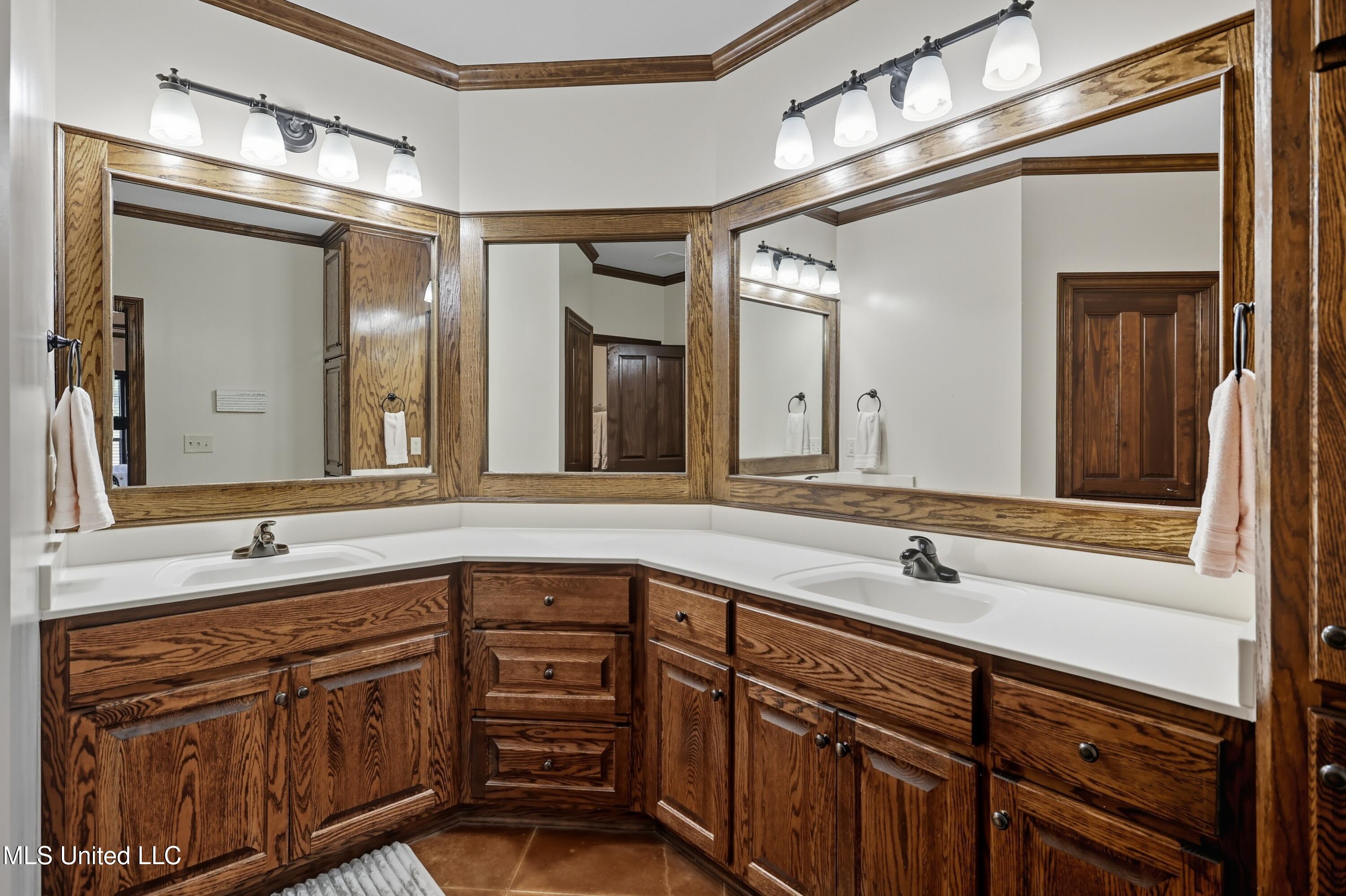 130 Deer Ridge Road Brandon, MS 39042 - Photo 25 of 61 25-130 Deer Ridge Rd _ Home Tours MS