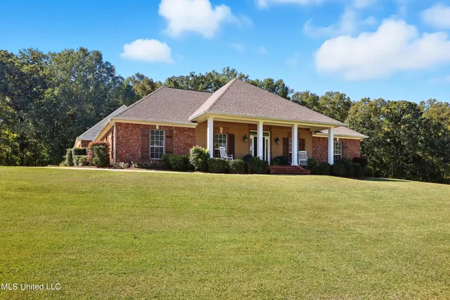 $649,950 | 130 Deer Ridge Road, Brandon, MS 39042