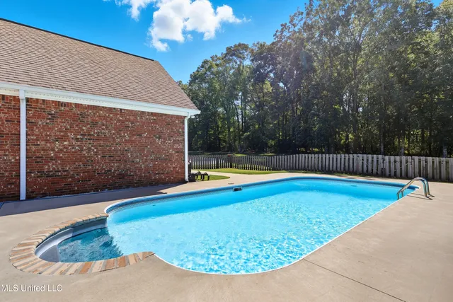 $649,950 | 130 Deer Ridge Road, Brandon, MS 39042