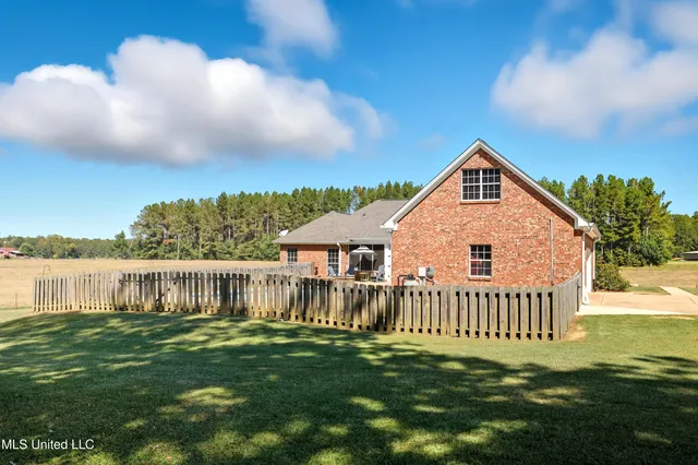 $649,950 | 130 Deer Ridge Road, Brandon, MS 39042