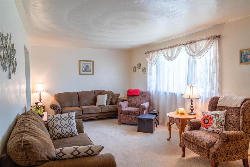 124 West Brewster Road Butler, PA 16001 - Photo 6 of 25