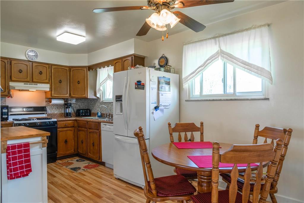 124 West Brewster Road Butler, PA 16001 - Photo 8 of 25