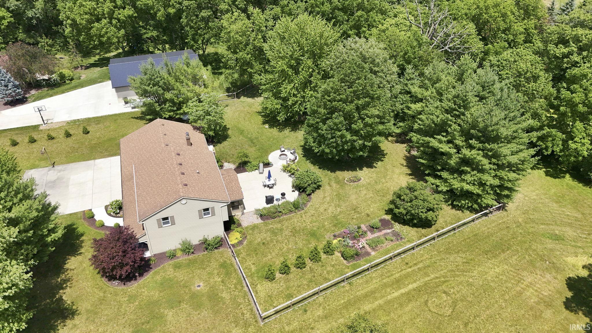7018 Kings Row Woodburn, IN 46797 - Photo 31 of 39