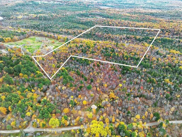 $95,000 | 95 Skyline Drive, Palermo, ME 04354