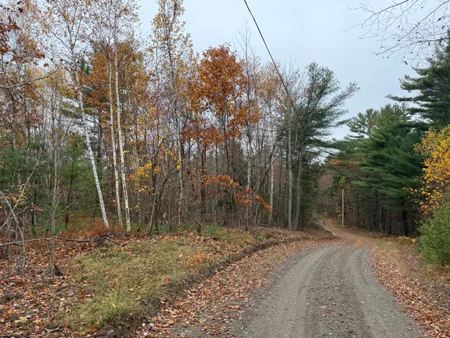 $95,000 | 95 Skyline Drive, Palermo, ME 04354