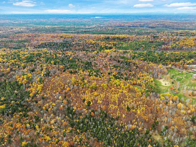 $95,000 | 95 Skyline Drive, Palermo, ME 04354