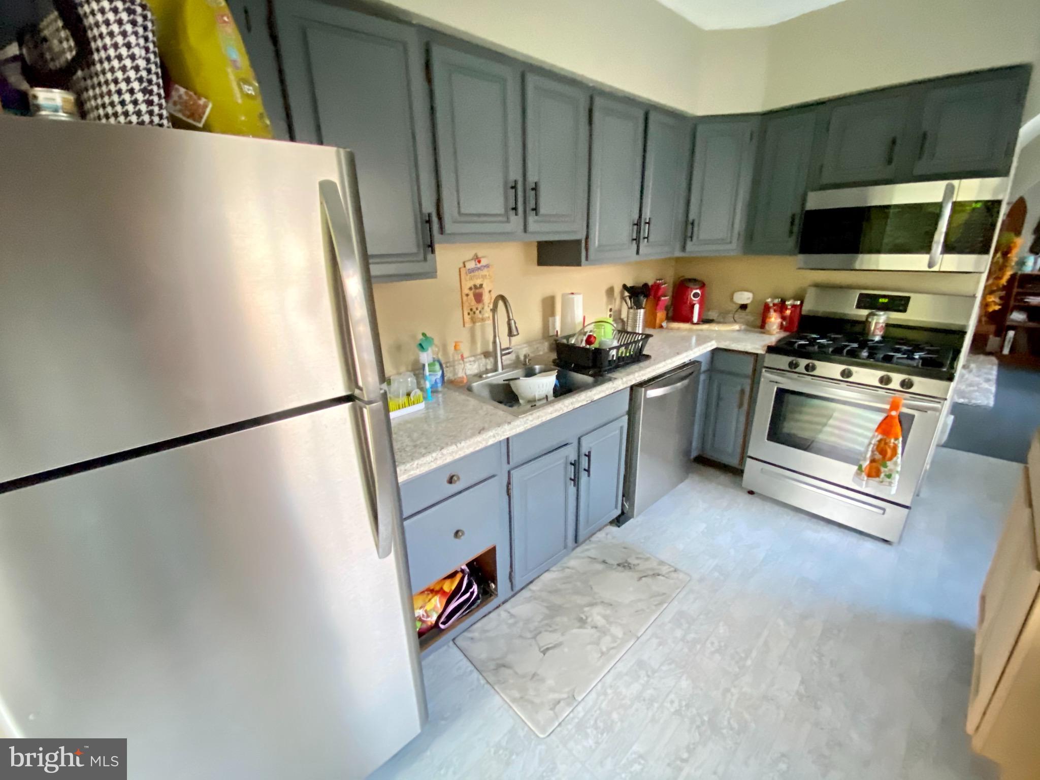 16 Princeton Road Clementon, NJ 08021 - Photo 3 of 21
