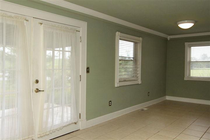 3284 Leestown Road Lexington, KY 40511 - Photo 14 of 25 Photo 14