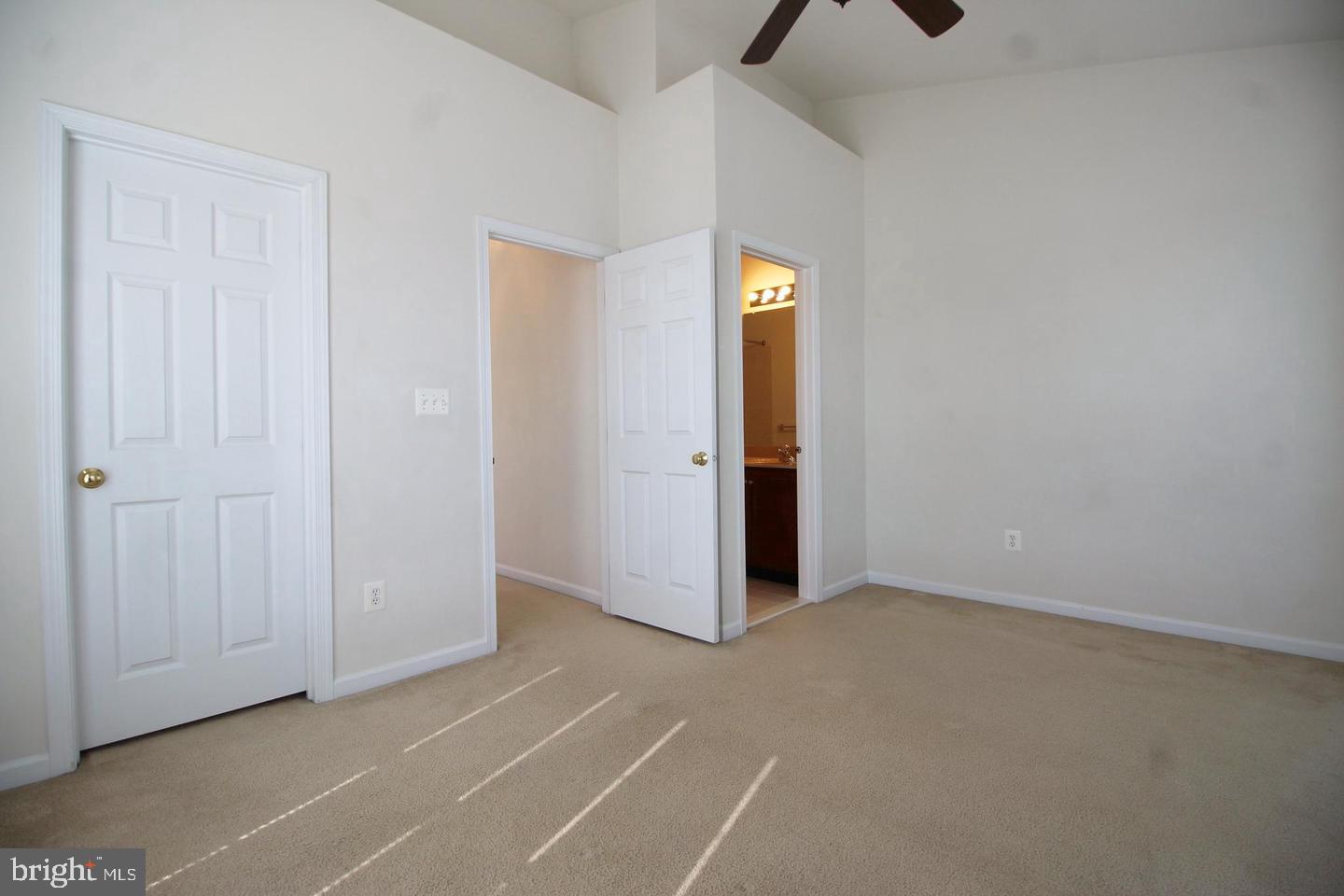 25073 Riding Center Drive Chantilly, VA 20152 - Photo 24 of 29 Gallery Image 24