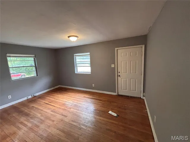 $89,900 | 705 Beardsley Court, Ferguson, MO 63135