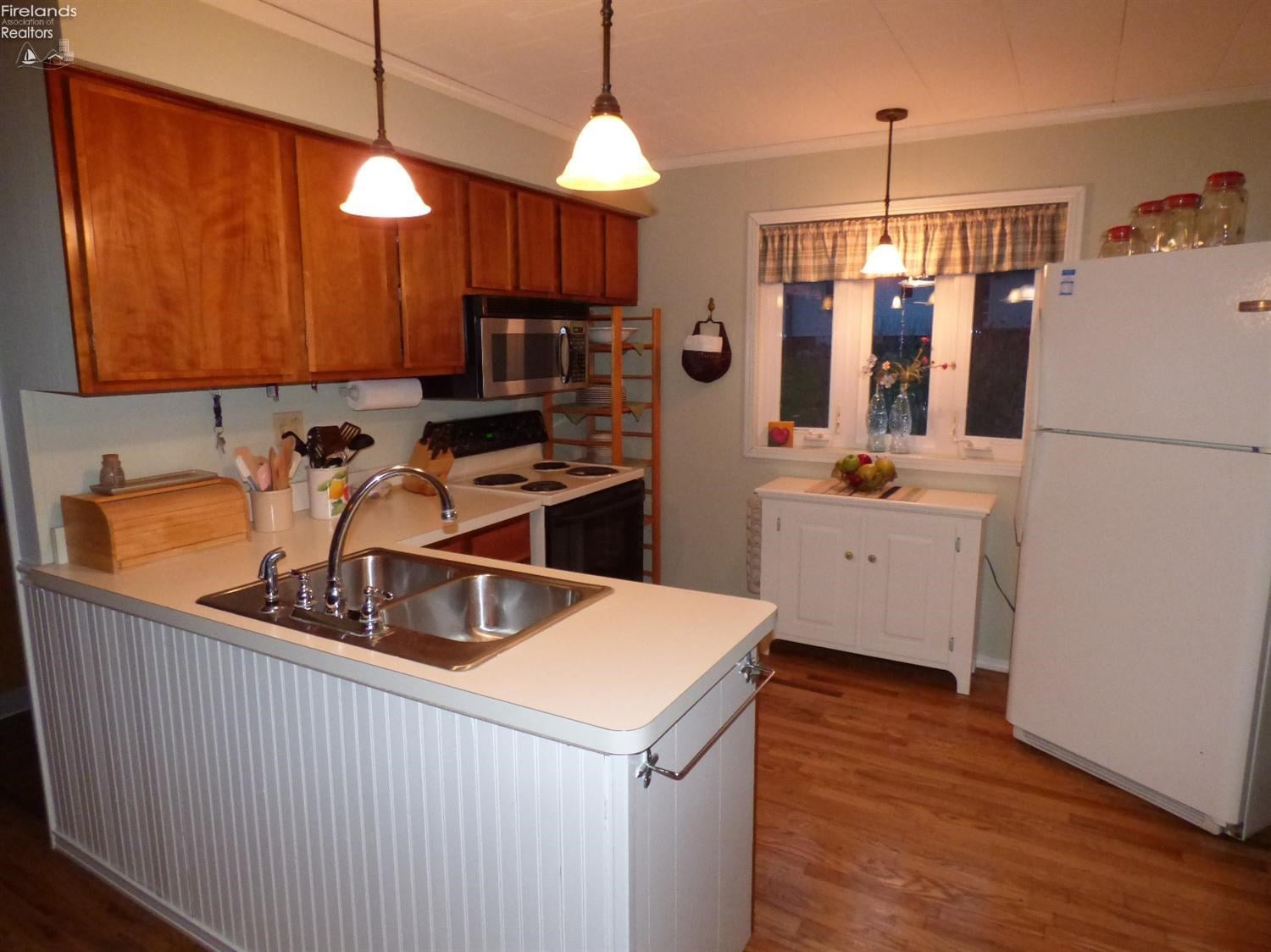 40 Airline Road Put In Bay, OH 43456 - Photo 5 of 10 Gallery Image 5