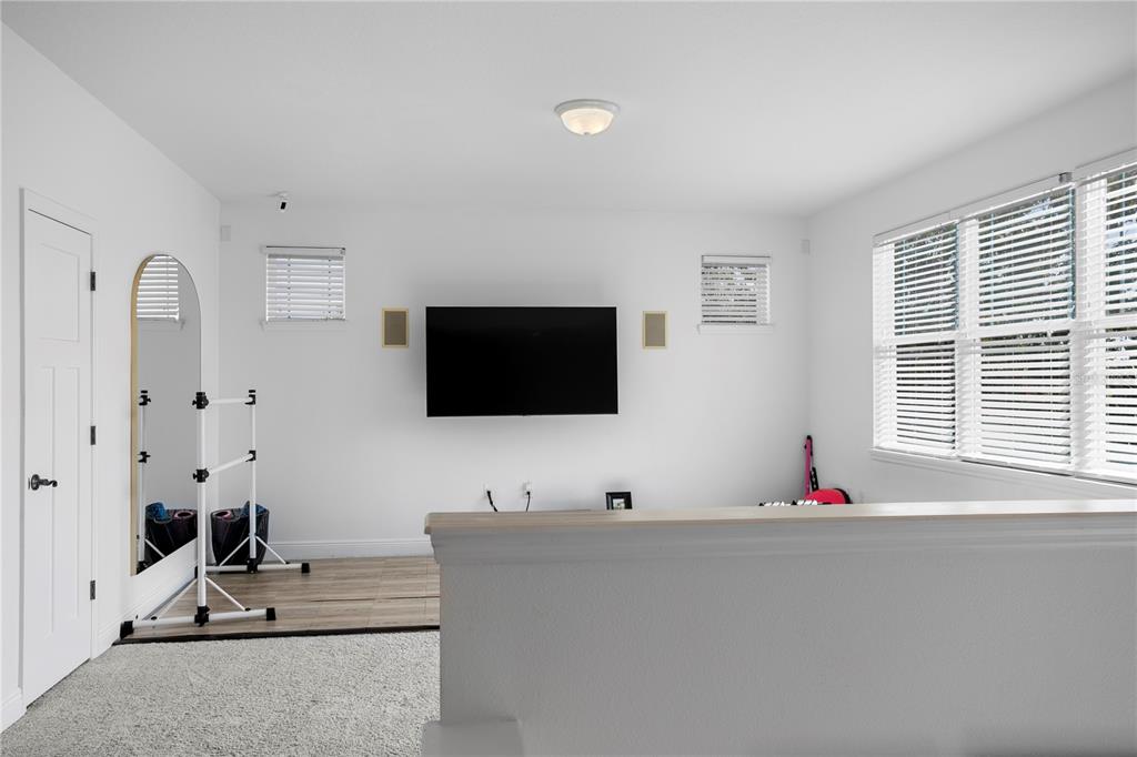 6012 Village Center Drive Lithia, FL 33547 - Photo 32 of 65