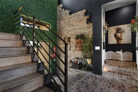 $1,390,000 | 608 Buffalo Trail, Liberty Hill, TX 78642