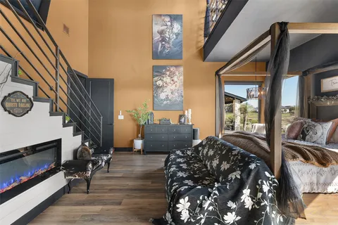 $1,390,000 | 608 Buffalo Trail, Liberty Hill, TX 78642