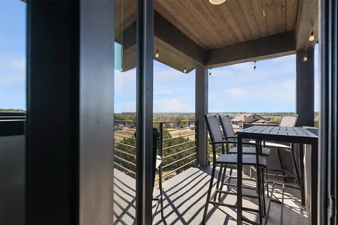$1,390,000 | 608 Buffalo Trail, Liberty Hill, TX 78642