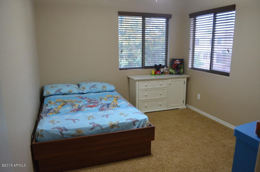 2330 West Peak View Road Phoenix, AZ 85085 - Photo 9 of 22 DSC_0001