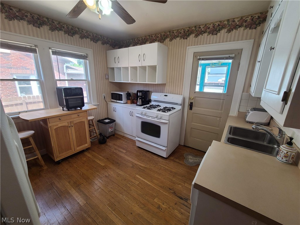 6205 Manchester Road Parma, OH 44129 - Photo 10 of 21