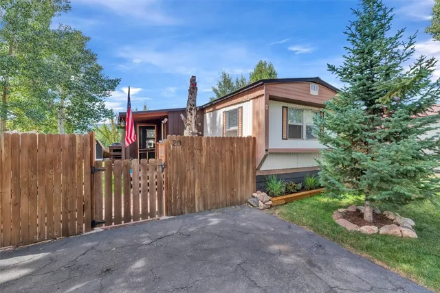 $130,000 | 2900 West Acres Drive, Unit 20, Steamboat Springs, CO 80487