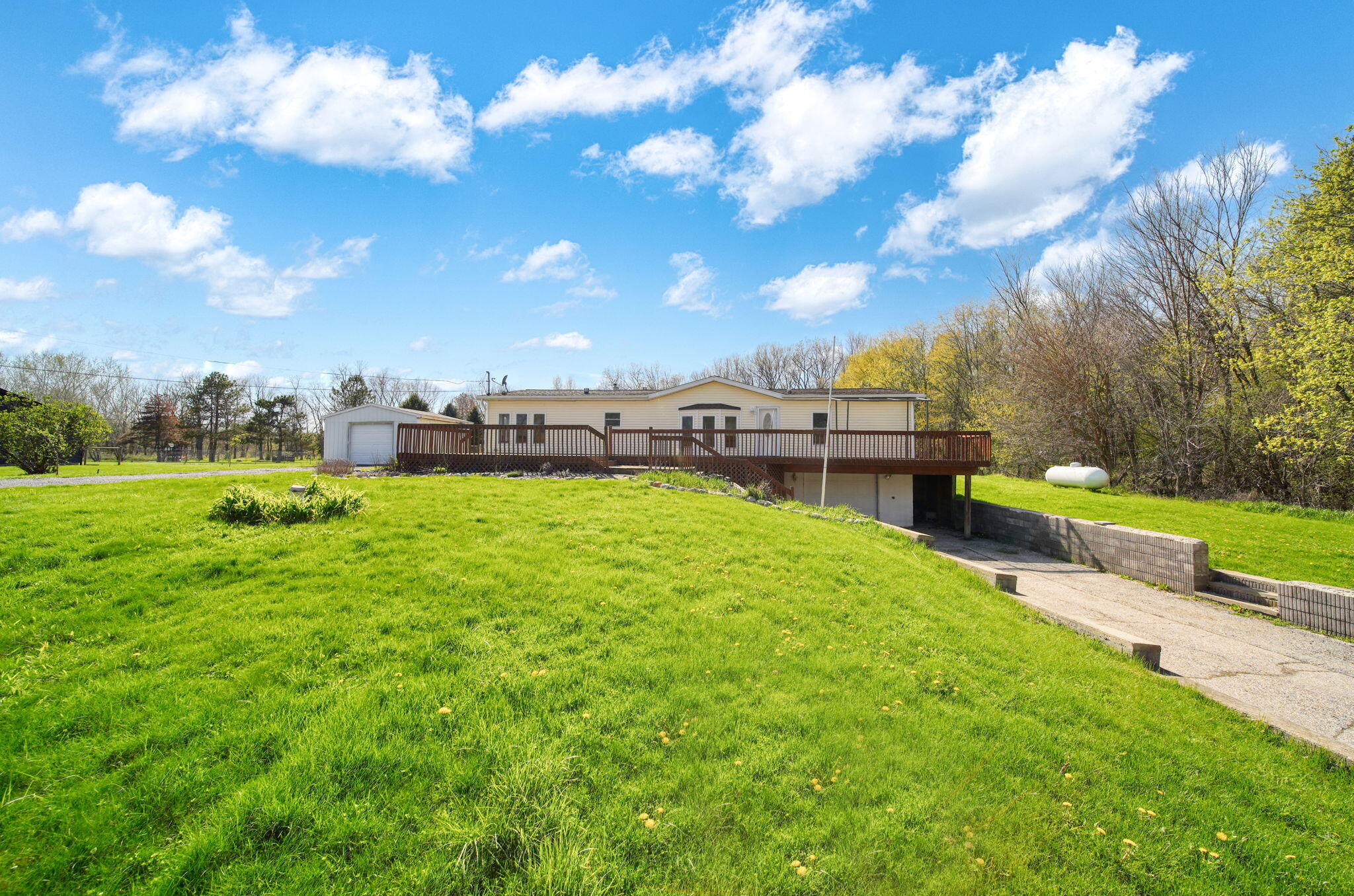 10430 Coon Hill Road Munith, MI 49259 - Photo 6 of 54 2-web-or-mls-DSC07417_HDR