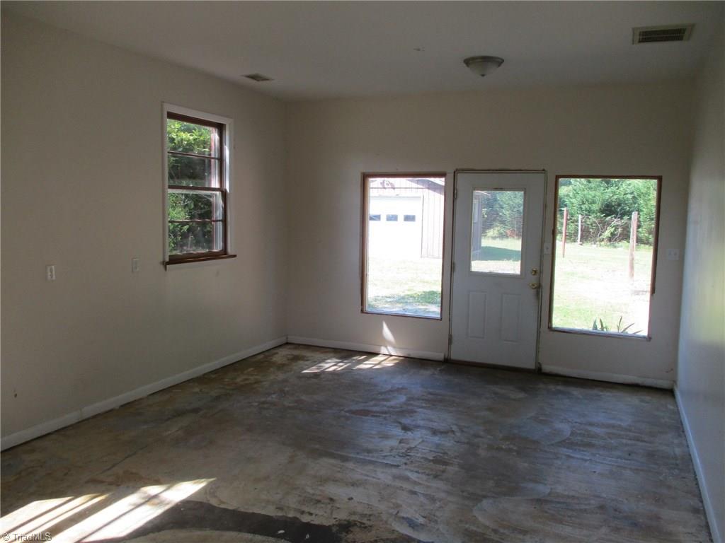 2146 Colony Road Gibsonville, NC 27249 - Photo 7 of 14 Gallery Image 7