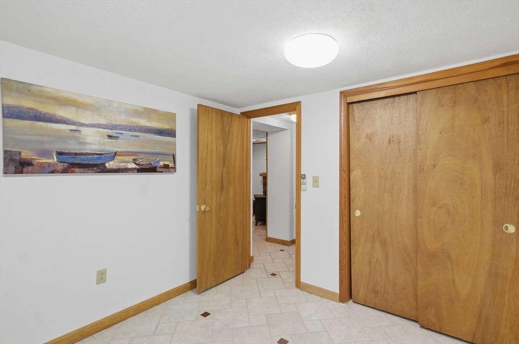 72 Crimson Road Billerica, MA 01821 - Photo 38 of 42 Gallery Image 38