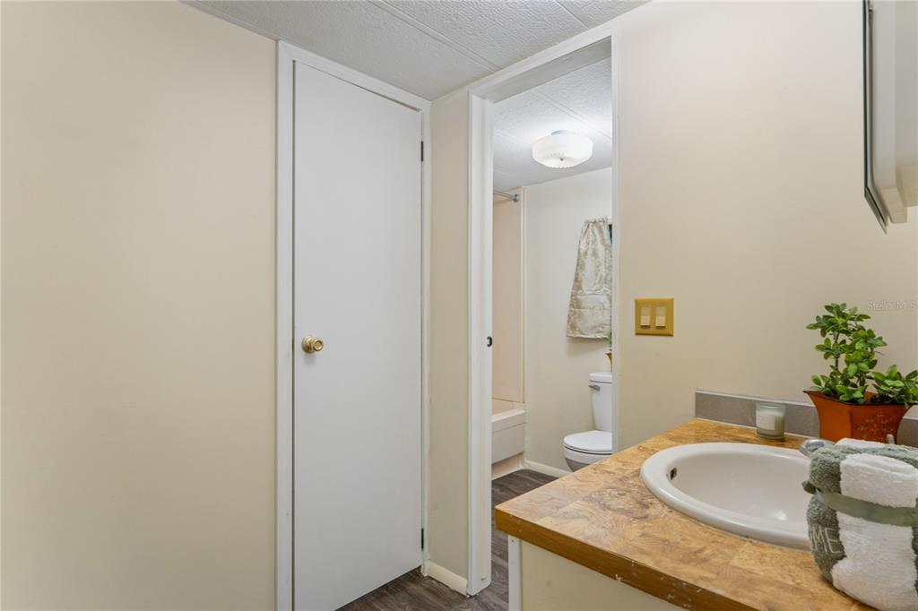 6601 Sutherland Avenue New Port Richey, FL 34653 - Photo 20 of 42