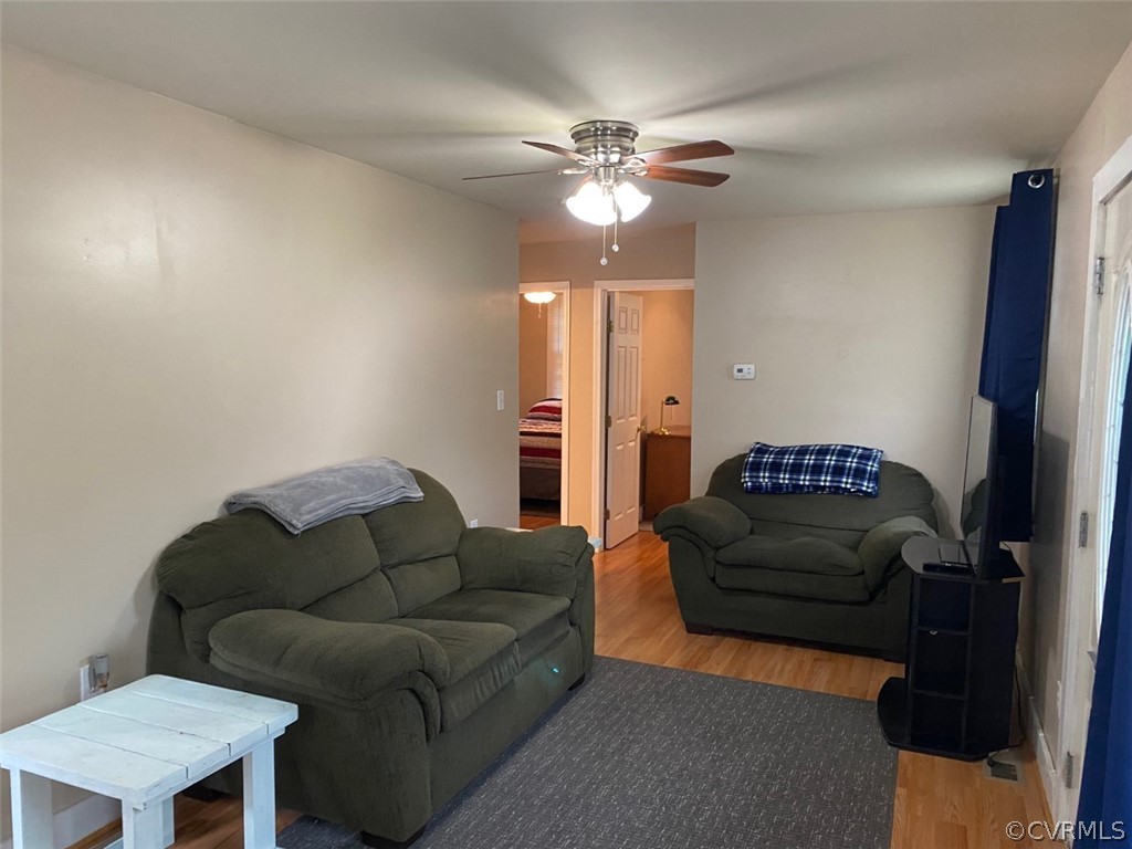 17101 Courtney Road Hanover, VA 23069 - Photo 9 of 26 Gallery Image 9