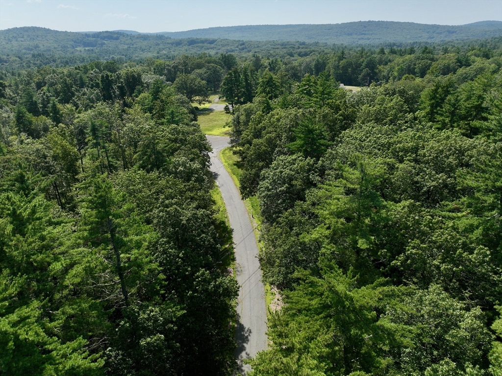 222 River Road Northampton, MA 01053 - Photo 12 of 14