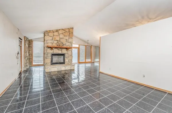 $345,000 | 8725 East 39th Street South, Derby, KS 67037