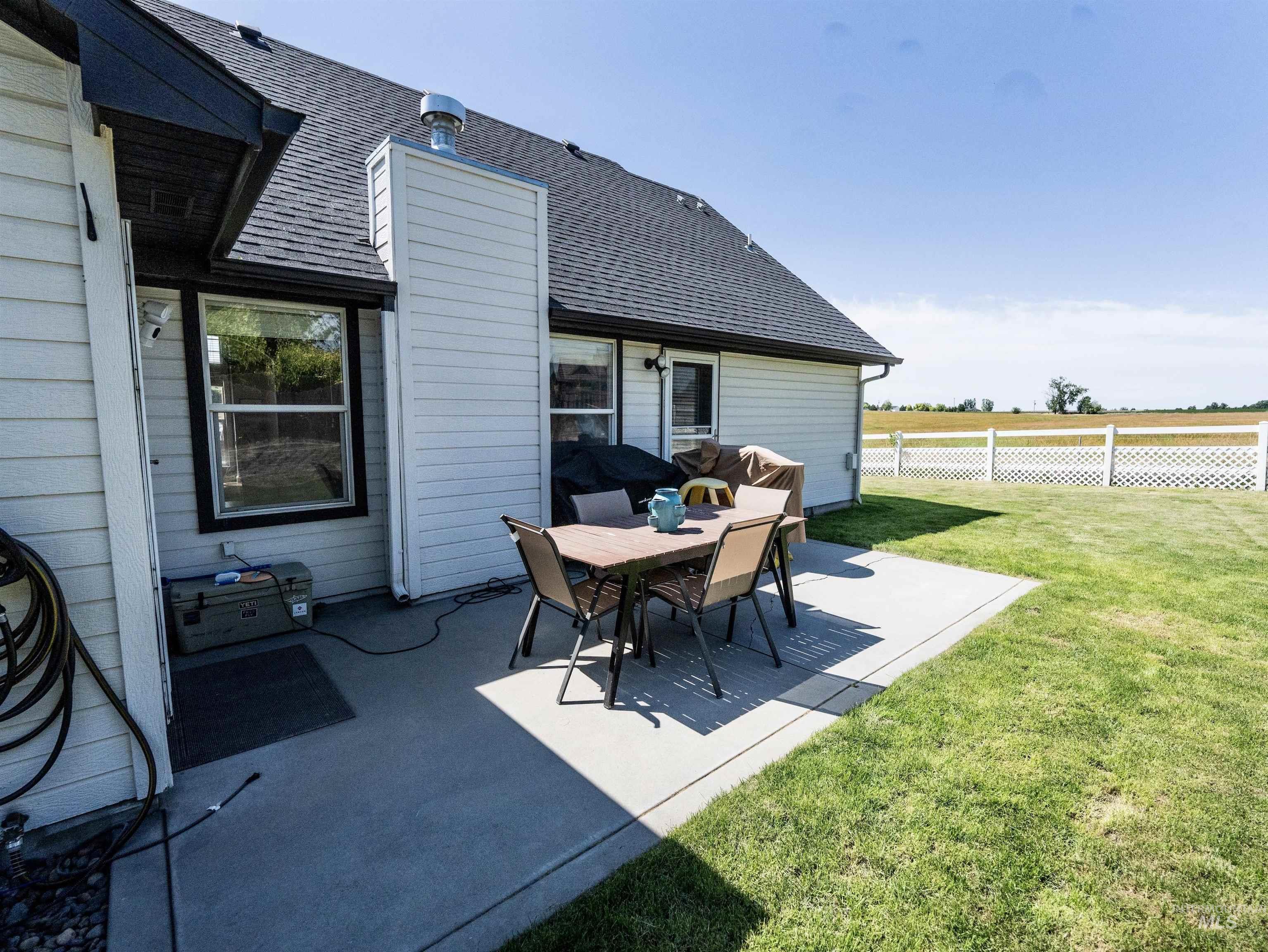 15210 Widgeon Avenue Caldwell, ID 83607 - Photo 2 of 24