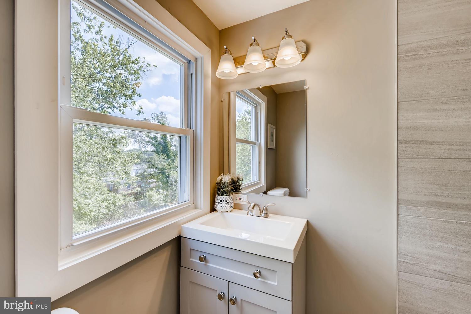3407 Fairview Road Baltimore, MD 21207 - Photo 20 of 27