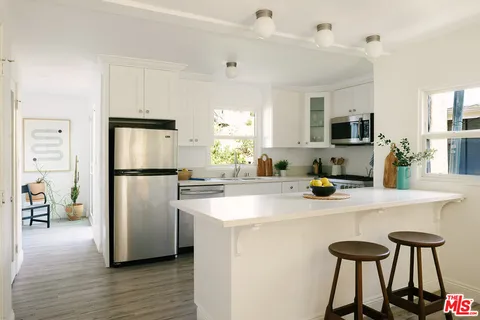 $899,000 | 466 Wren Drive, Los Angeles, CA 90065