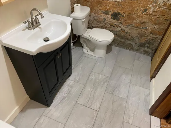 $1,900 | 117 South Broadway, Unit SOUTH, Nyack, NY 10960
