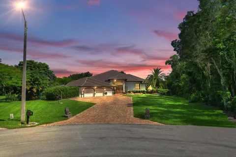 $2,796,500 | 11720 Northwest 9th Street, Plantation, FL 33325