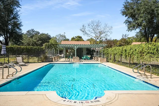 $1,900 | 5033 Fort Clark Drive, Austin, TX 78745