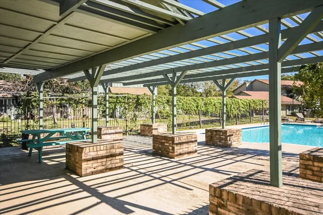 $1,900 | 5033 Fort Clark Drive, Austin, TX 78745