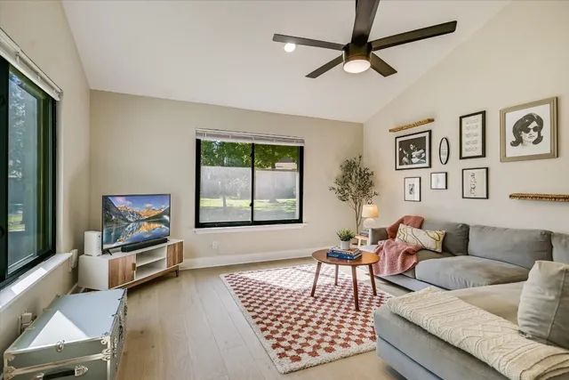 $1,900 | 5033 Fort Clark Drive, Austin, TX 78745